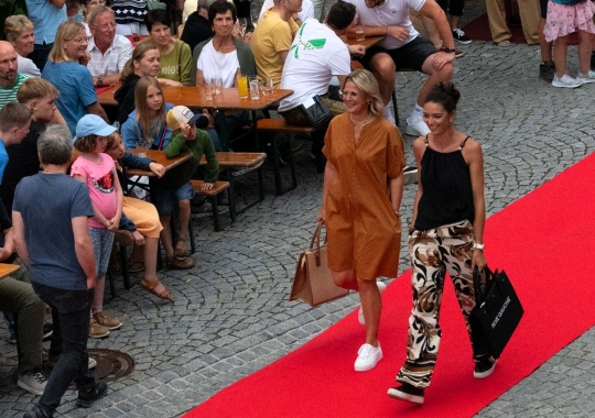 Hopfgartner Markt wurde zum Laufsteg